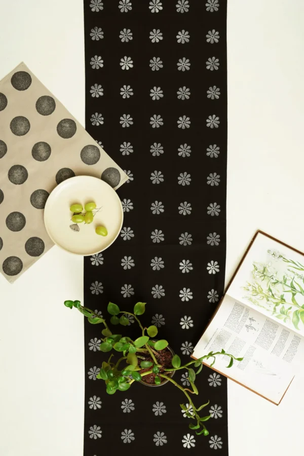 Tara Table Runner, Black
