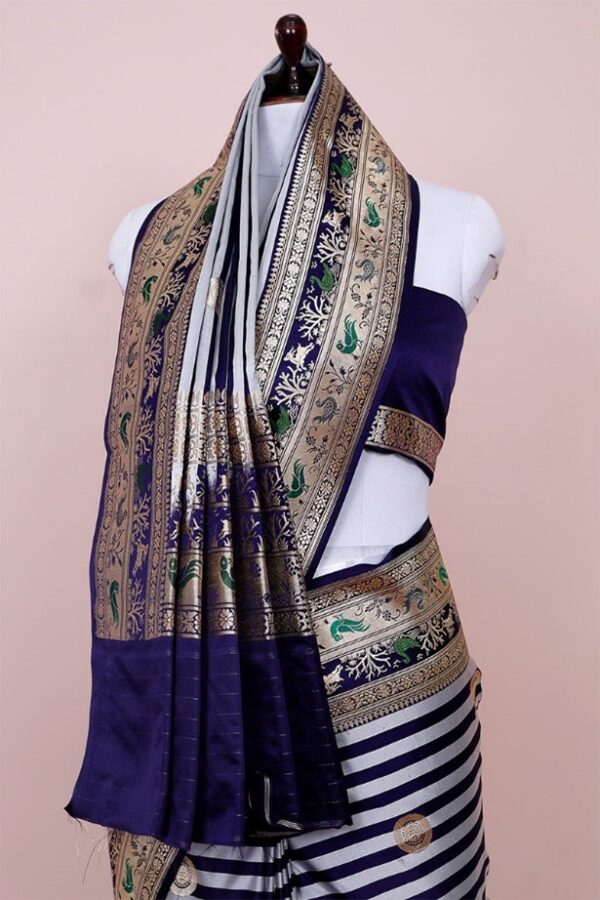 Navy Blue Handloom Satin Silk Saree - Image 4