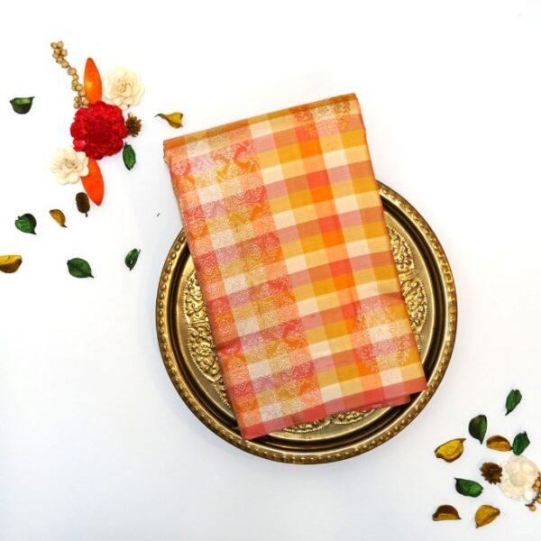 Multicolor Pure Handloom Silk Saree - Image 5