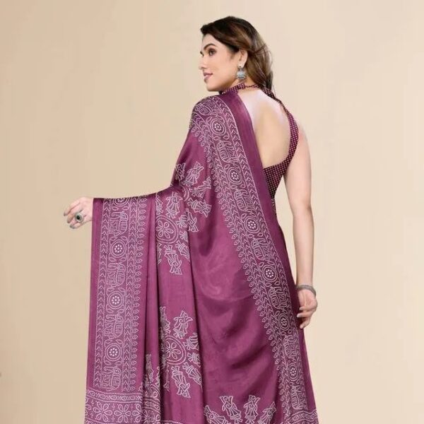 Women's Chiffon Blocked Printed Hand Batik Saree - Image 2