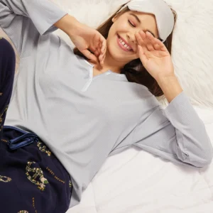 Snoopy RestEasy Pyjama Set